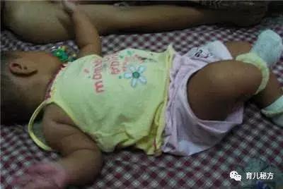 孩子睡觉三个现象家长要注意了,小孩睡觉晚了会发生什么症状