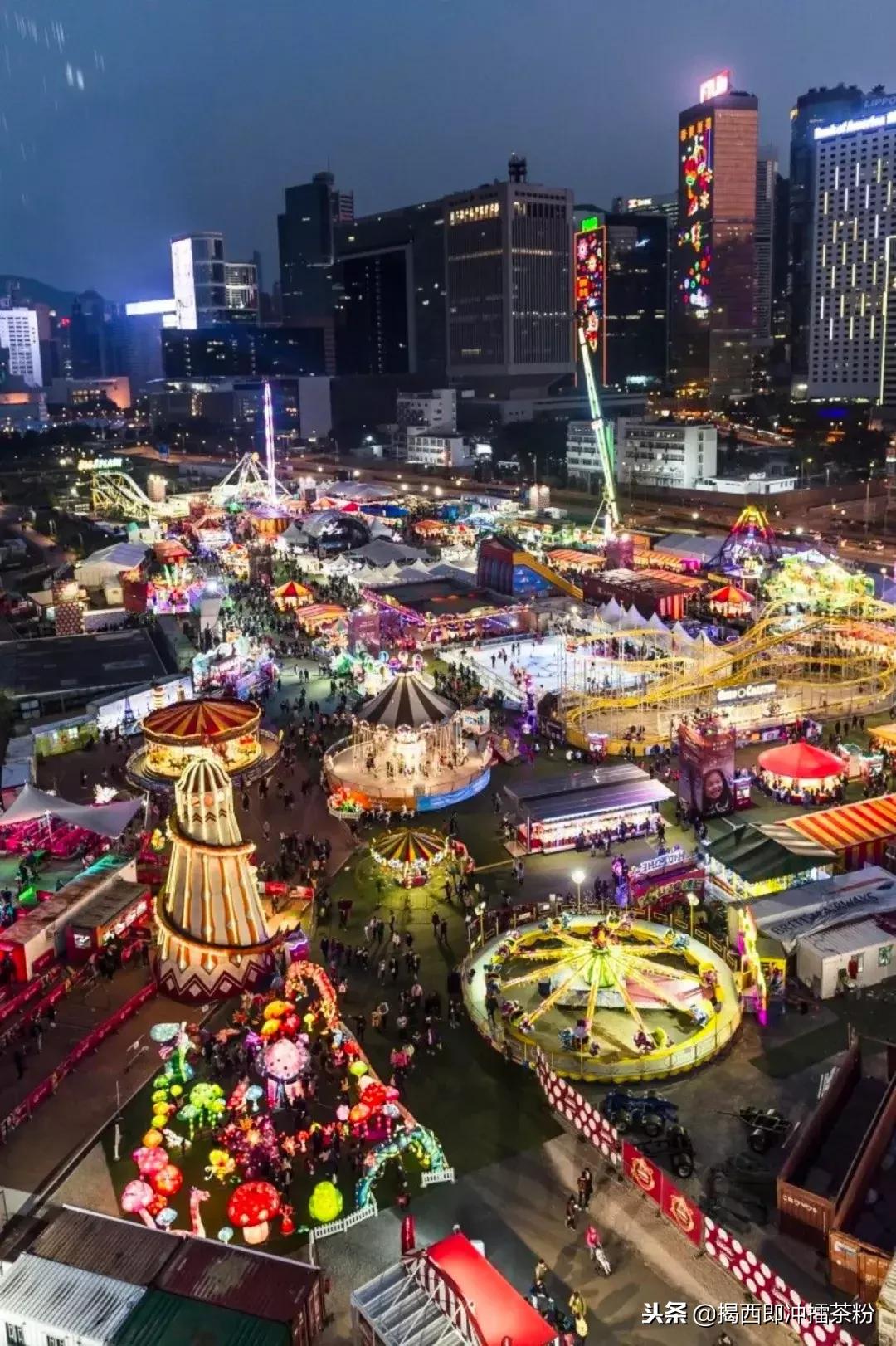 过分美丽！圣诞灯饰点亮香港：泰迪熊、比卡超、布丁狗陪你过圣诞