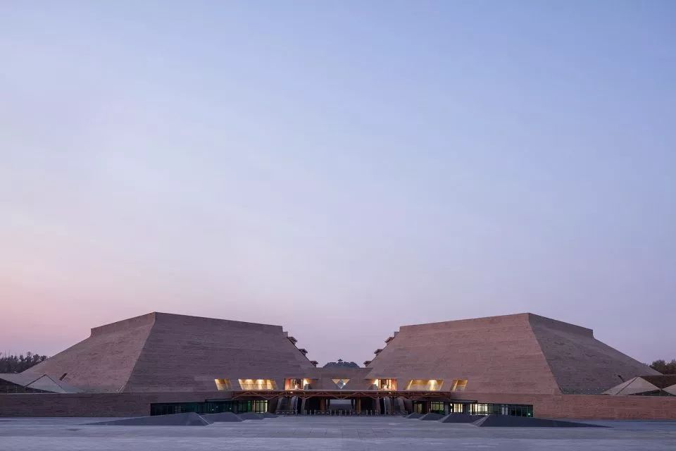 中国最大的夯土建筑,传统夯土建筑