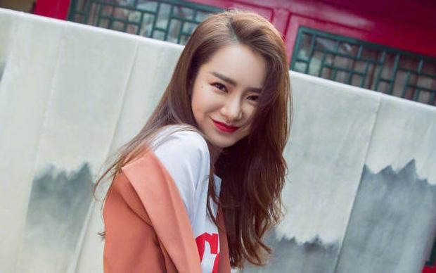 戚薇双标人设视频,戚薇说三观性格颜值哪个最重要