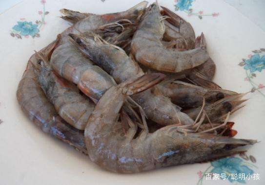 海钓都应该准备什么装备，历上最全的装备篇！来自老李的奉献