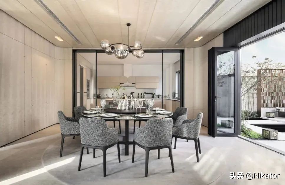 中式餐桌圆的好还是方的好,小客厅适合方餐桌还是圆餐桌