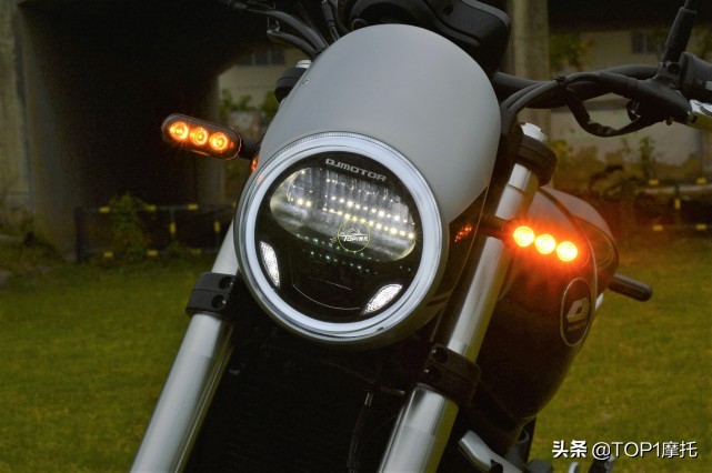 qjmotor逸550性能测评,qjmotor逸550复古摩托评测