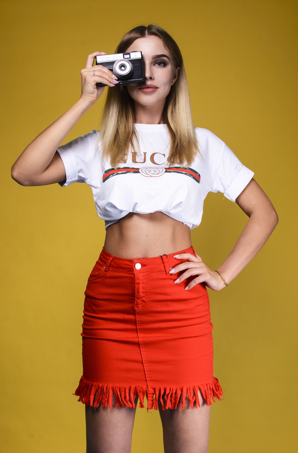 性感不是非得波涛胸涌！大*杯罩**审美疲劳的时代，微乳依然性感撩人