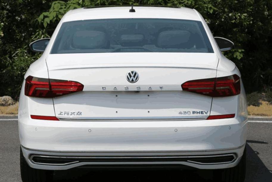 迈腾标志有哪些,辉腾迈腾车标下的字母区别