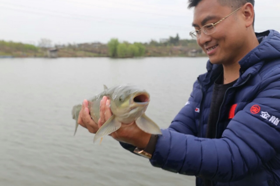 第一年野钓,新年第一钓钓鱼视频