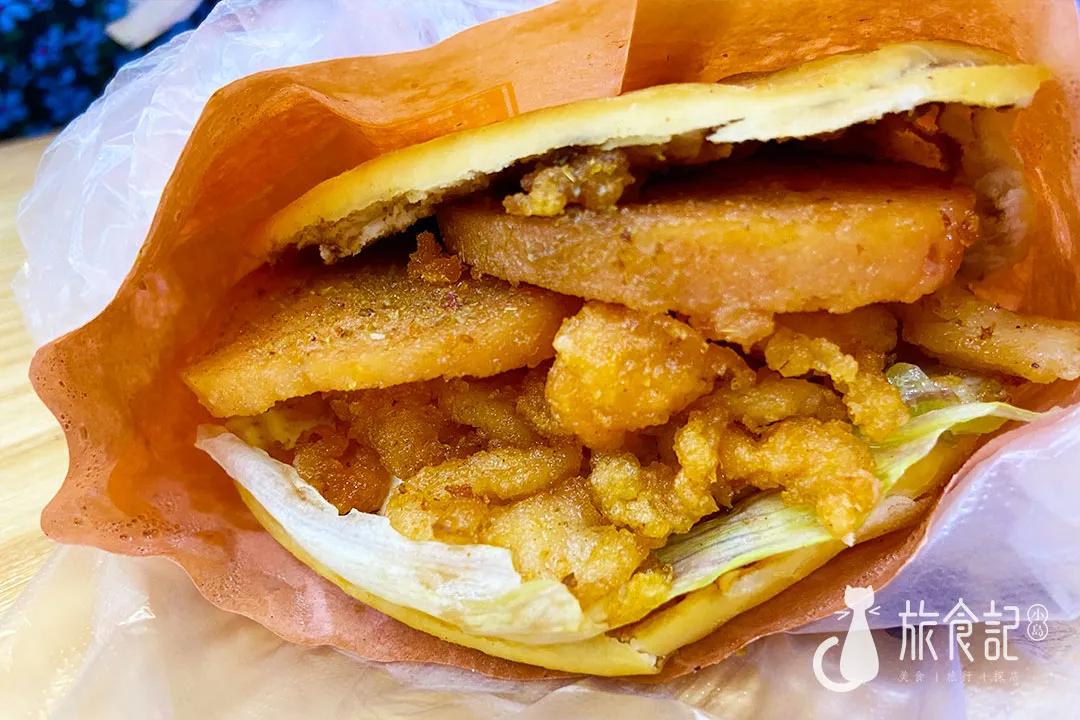 摆了12年！这辆小推车，陪无数三中学生长大……