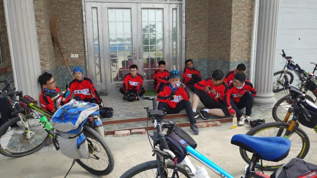 很多读者都被此文感动哭了，包括我自己。请记住这位叫兰会云老师