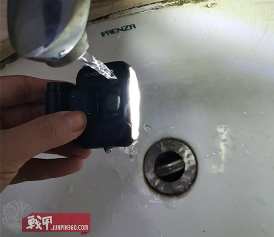 纳丽德ut11夹灯,纳丽德ut11肩灯测评