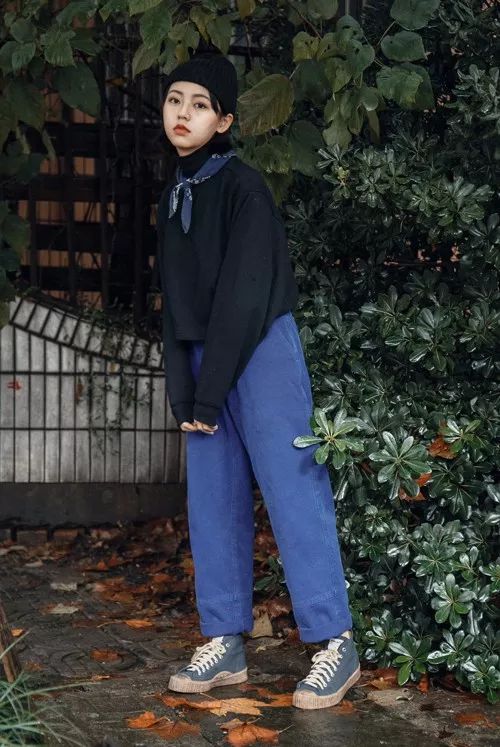 这20款惊艳的蓝色单品看一眼就迷上了。