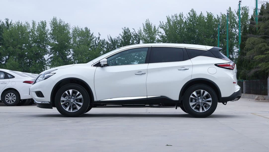 日产楼兰3.5lv6进口报价,日产楼兰最新价格16万4驱