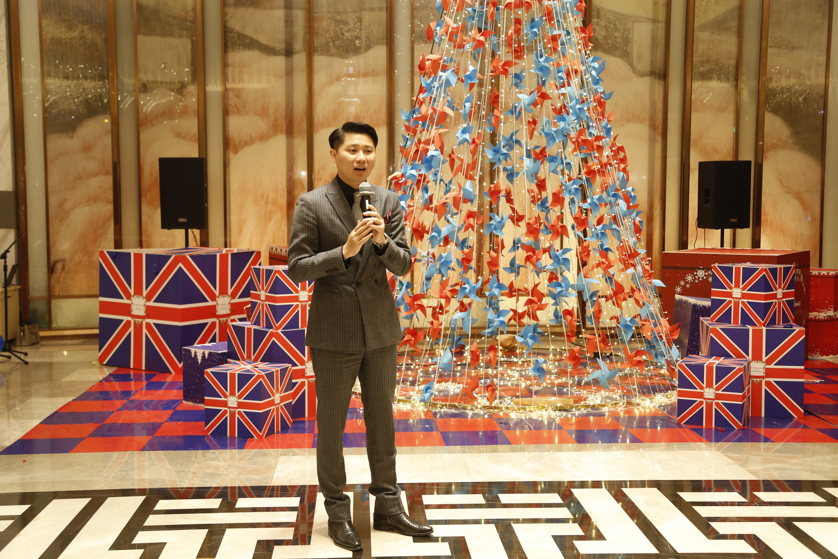 昭通温德姆至尊豪廷酒店圣诞树,温德姆阜阳圣诞树