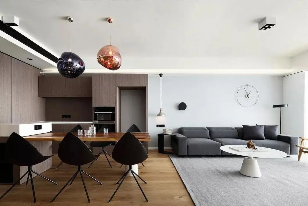 地板被水泡了鼓包怎么修复,地板鼓包没有工具修复方法