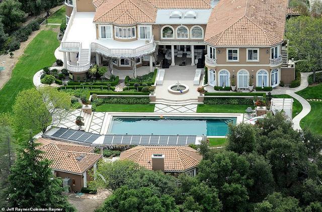 航拍国外豪华私人别墅,实景拍摄带你看豪宅国外