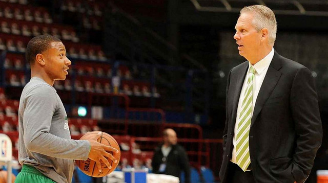 以赛亚托马斯微笑刺客集锦,微笑刺客以赛亚托马斯控球