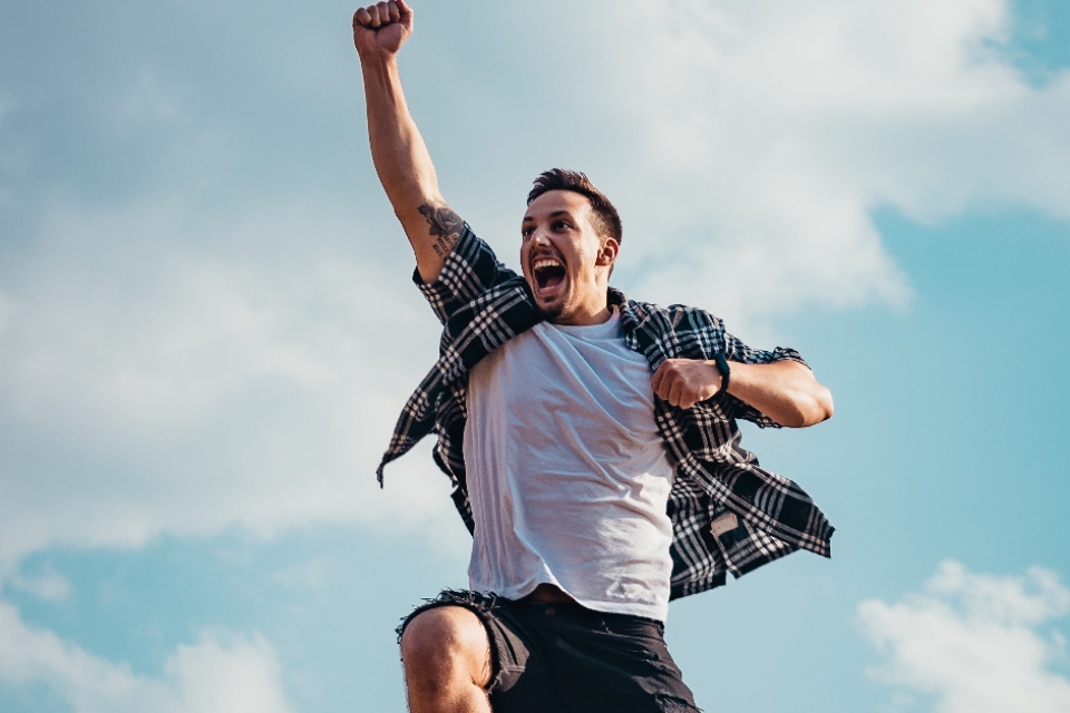 如果目前对自己很失望，该怎么办呢？请不要丢弃希望，努力活着