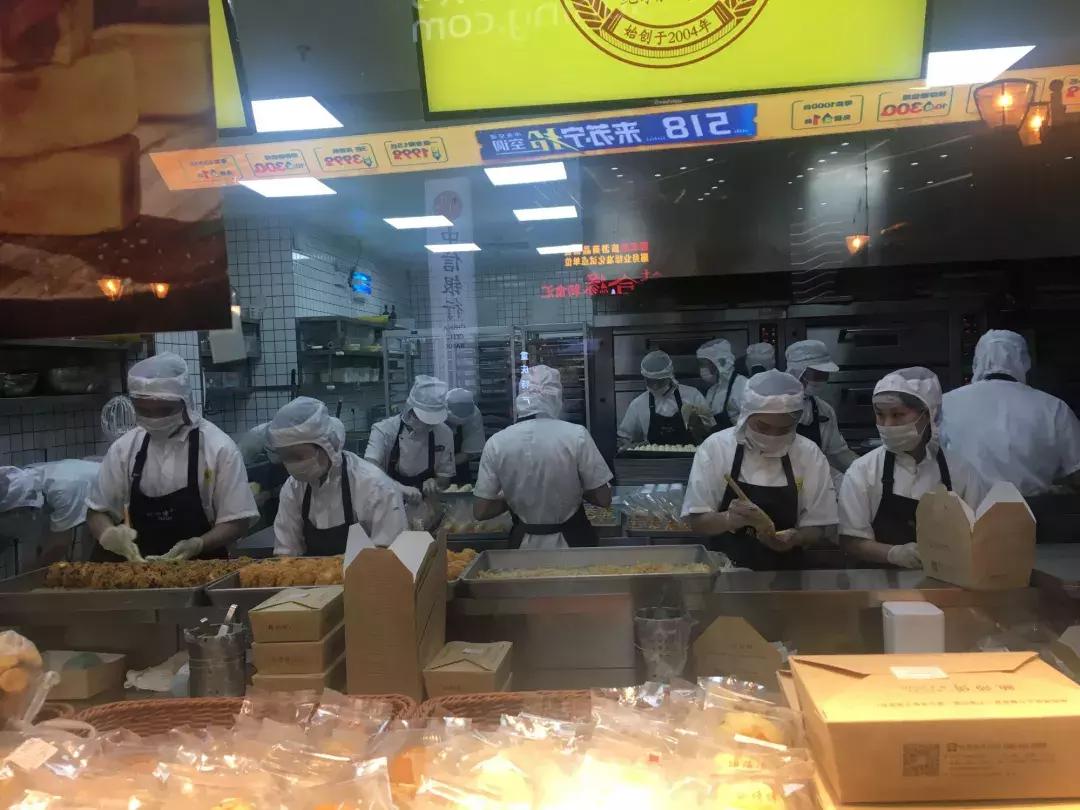 曾经排队8小时的网红店,曾经爆火的网红店现在怎么样