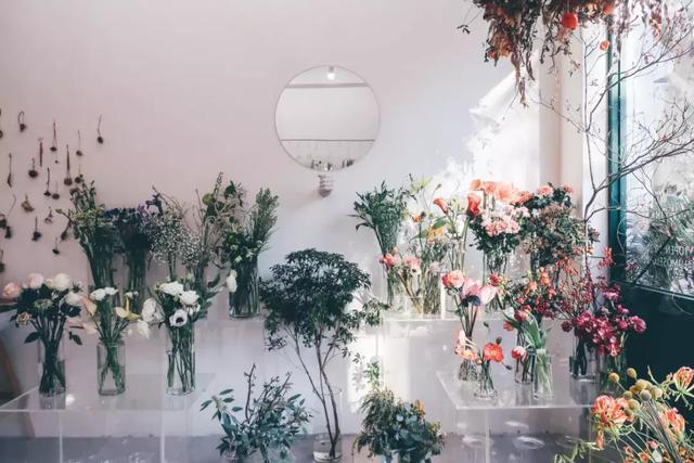 与花为伴，在这些魔都花店，邂逅另一个春天！