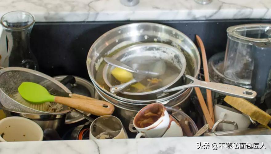 做蒸糕如何做到防粘脱模,滴胶脱模小技巧