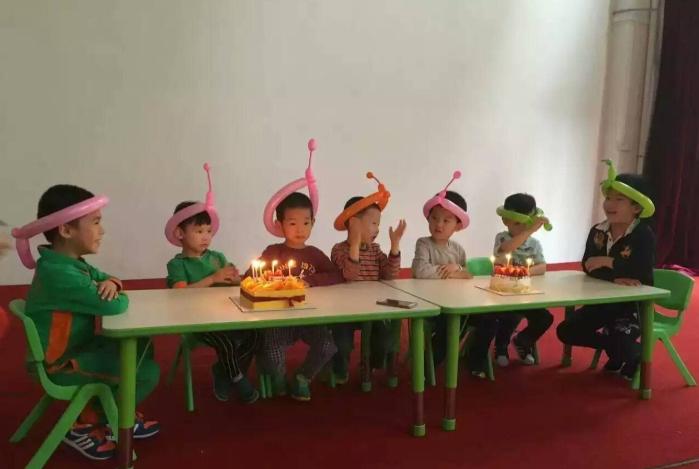 幼儿园盛行“分享礼物”,父母们却敢怒不敢言,是分享还是攀比?