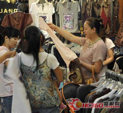 广州最潮的韩版服装批发市场在哪,沙河最火潮牌店