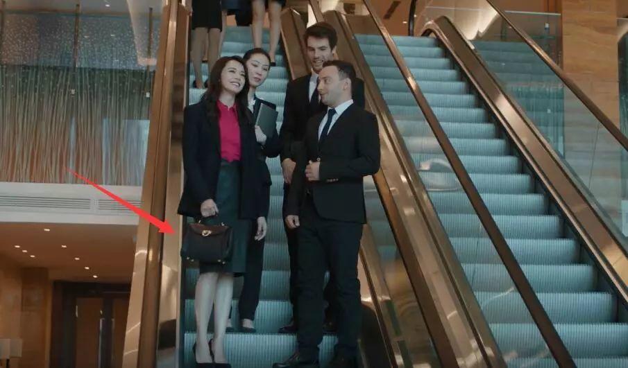 「都挺好」姚晨到底多有钱？我算出来了