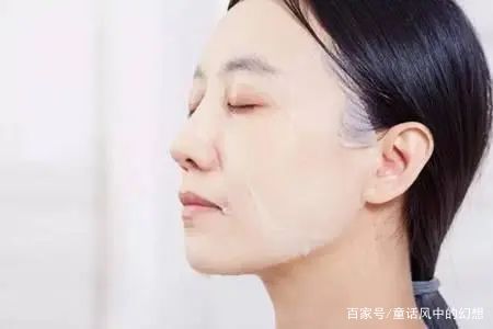 如何解决早上起来脸肿,女生脸肿嘴肿是什么原因引起的