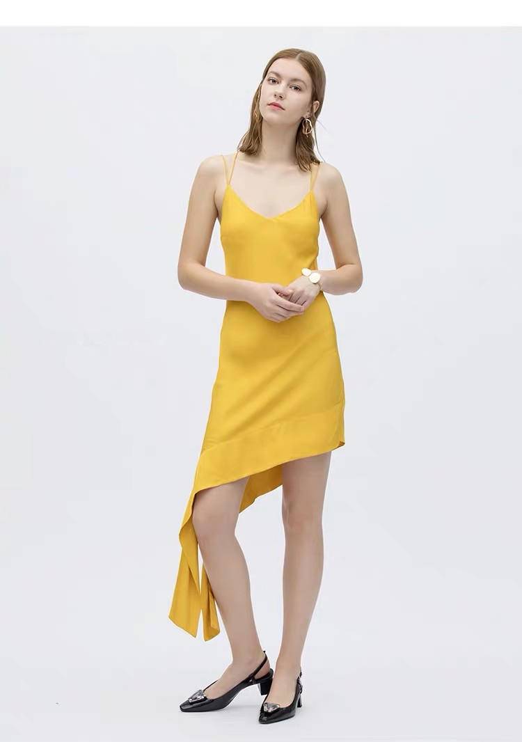 年度最时尚的4款凉鞋清爽又时尚,通勤百搭风凉鞋