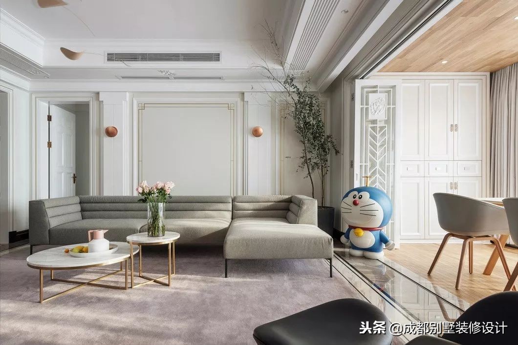 220㎡空中大平层，清新法式设计，家，就得有个精致范儿！