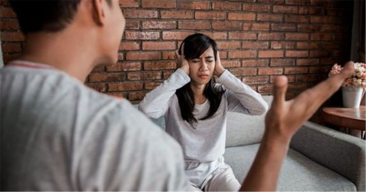 男女家长互加微信怎么聊天,学生家长互相加微信