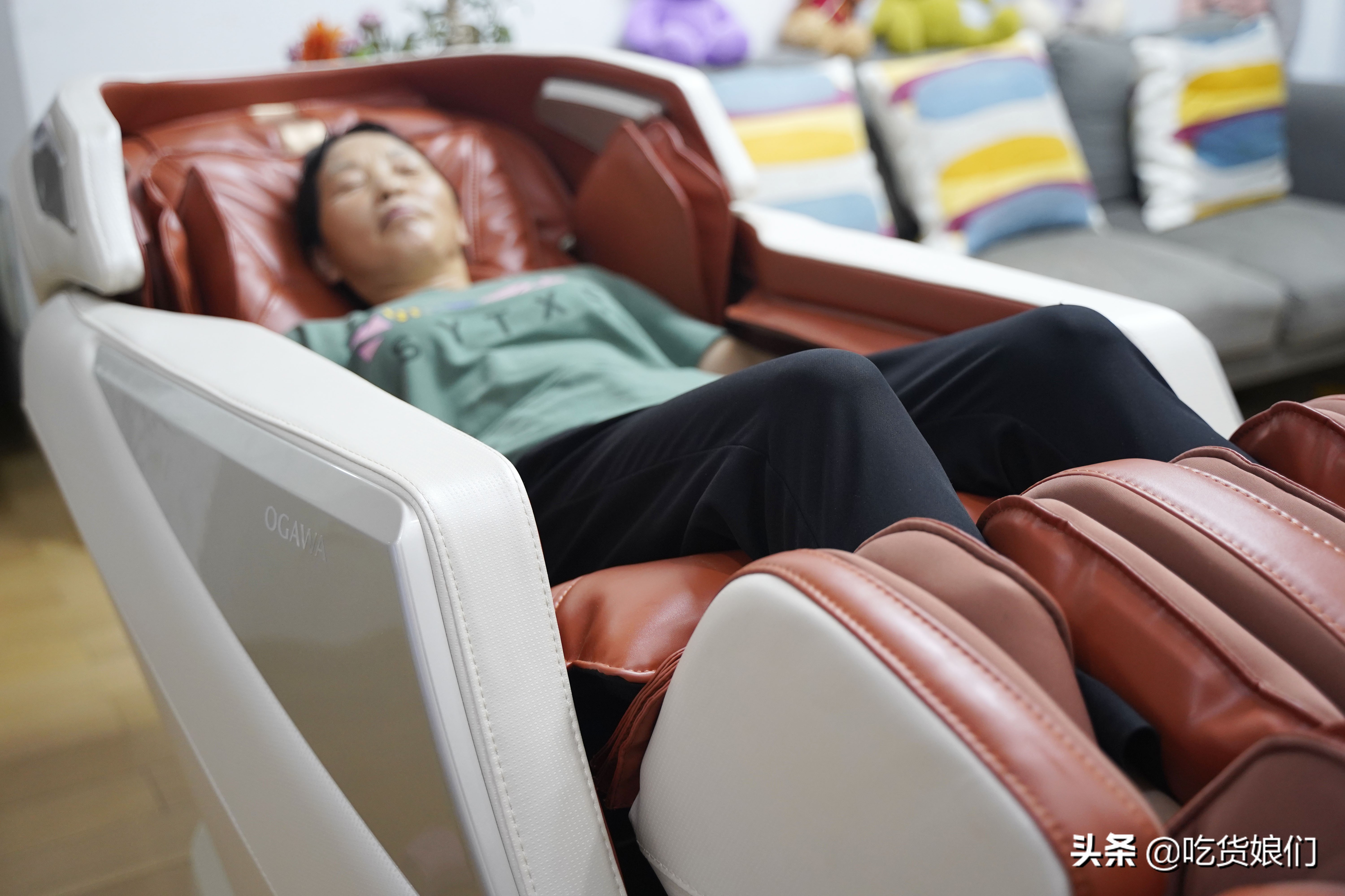 荣泰s60和奥佳华og7505按摩椅哪个好,奥佳华按摩椅og7808测评