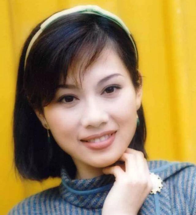 陈松伶被亲妈当摇钱树,陈松伶被亲妈当成摇钱树