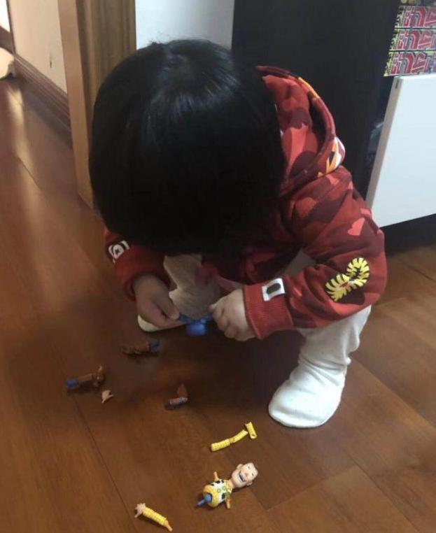 千万手办被亲戚家的孩子弄坏,亲戚小孩弄坏上万手办会怎么样