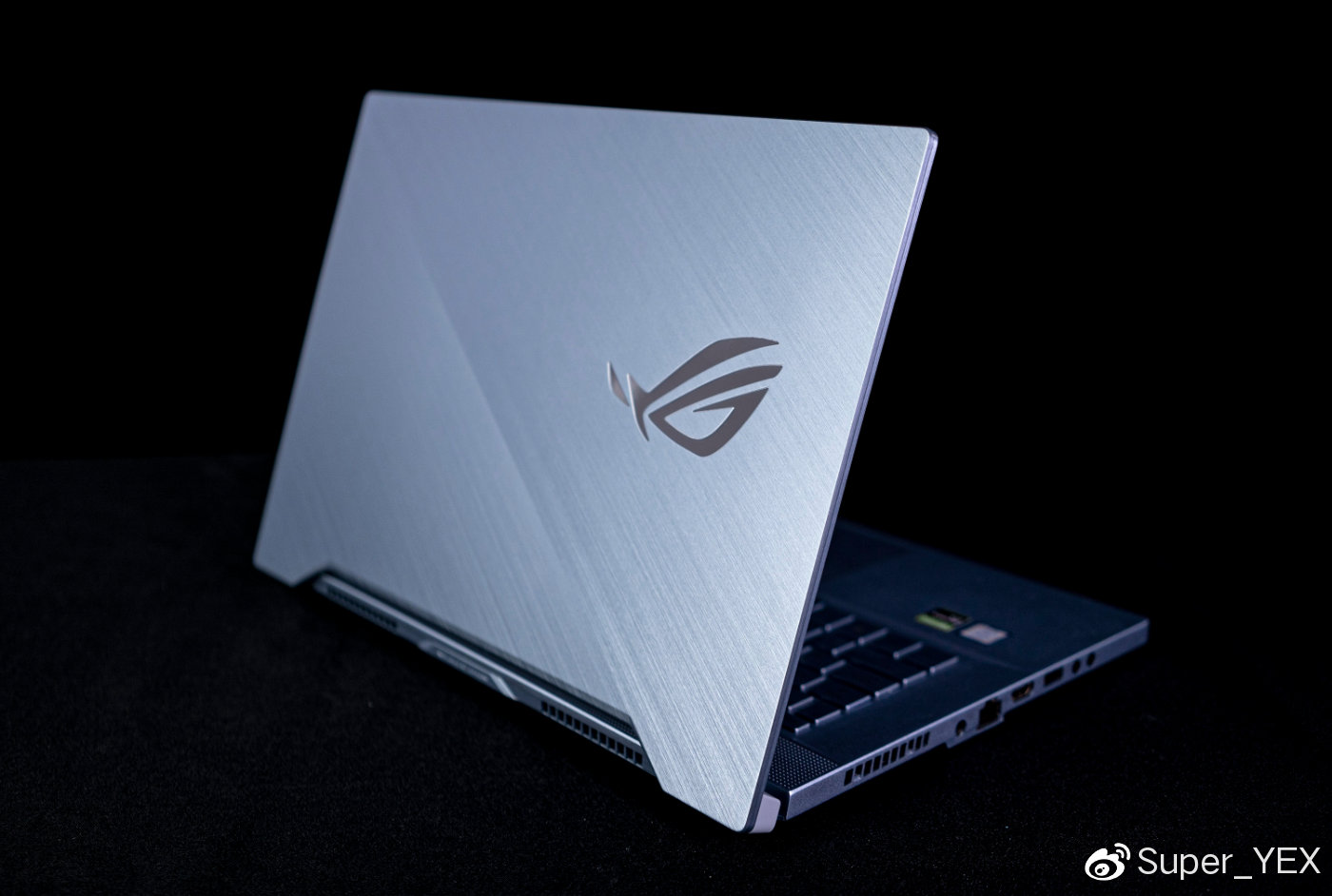 聊一款超高性价比的新品轻薄本,聊一款全新升级的轻薄游戏本