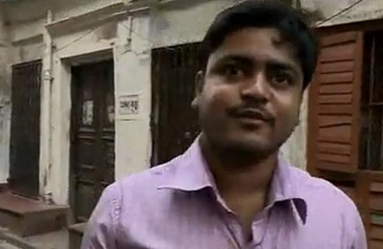 印度穷人下水道里淘金,印度穷人淘金