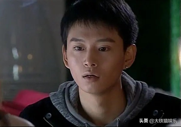 10位男星颜值今昔对比,10位男歌手今昔对比