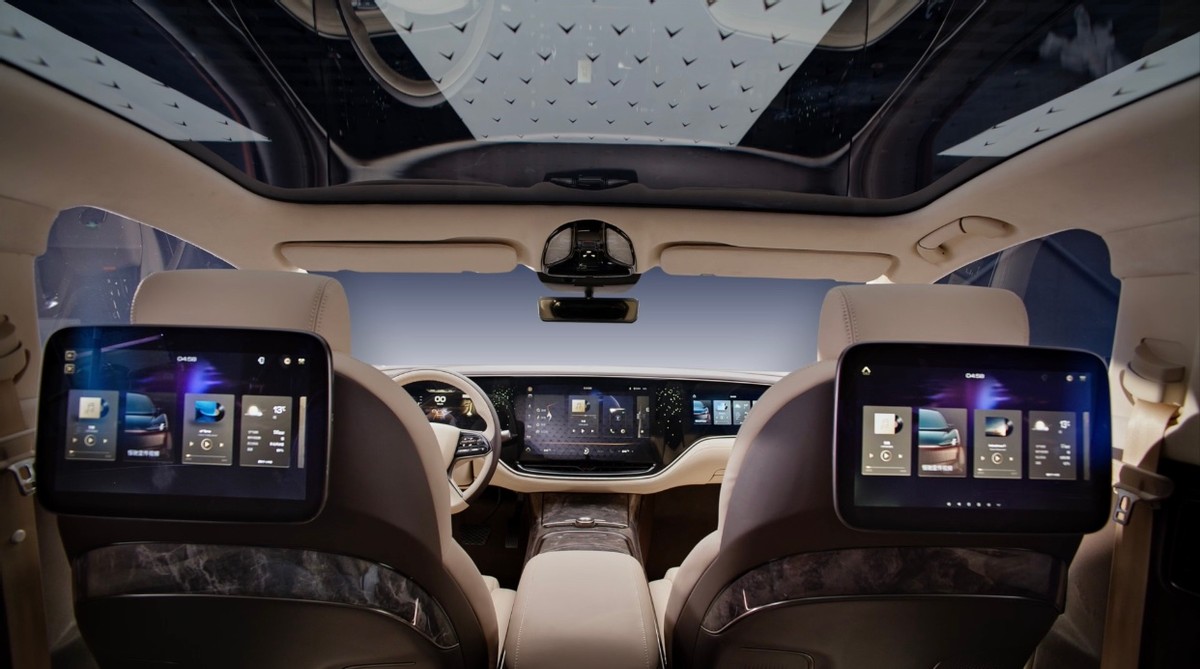 冬出冰都夏入火洲恒大汽车的“冰与火”之歌