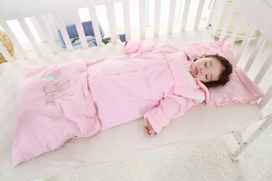 夜晚24度左右宝宝穿什么睡袋,适合宝宝22度穿的睡袋