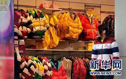 羽绒服青岛,青岛冬季羽绒服