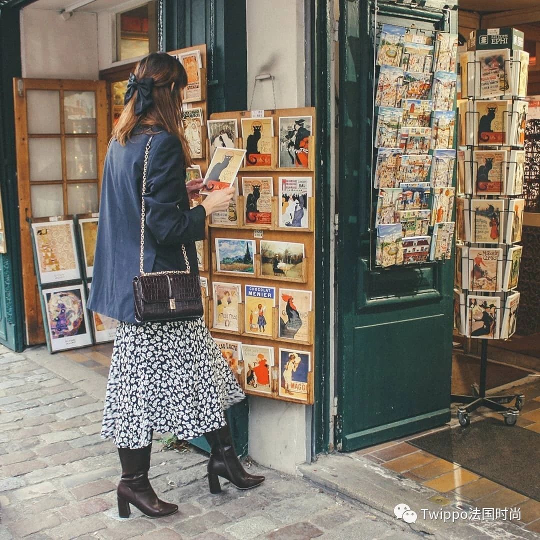 巴黎女孩春天穿什么裙子,法国女人夏天穿什么裙子