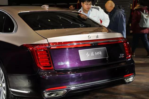 敢在人民大会堂开发布会的品牌看完我大写的服了