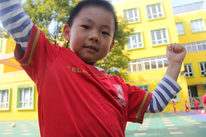 足球归来！爱可贝幼儿园迎来新学期首堂足球课