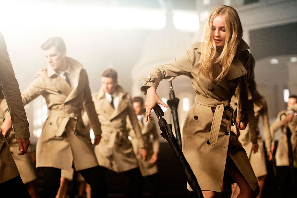 burberry巴宝莉经典风衣,burberry品牌风衣大全