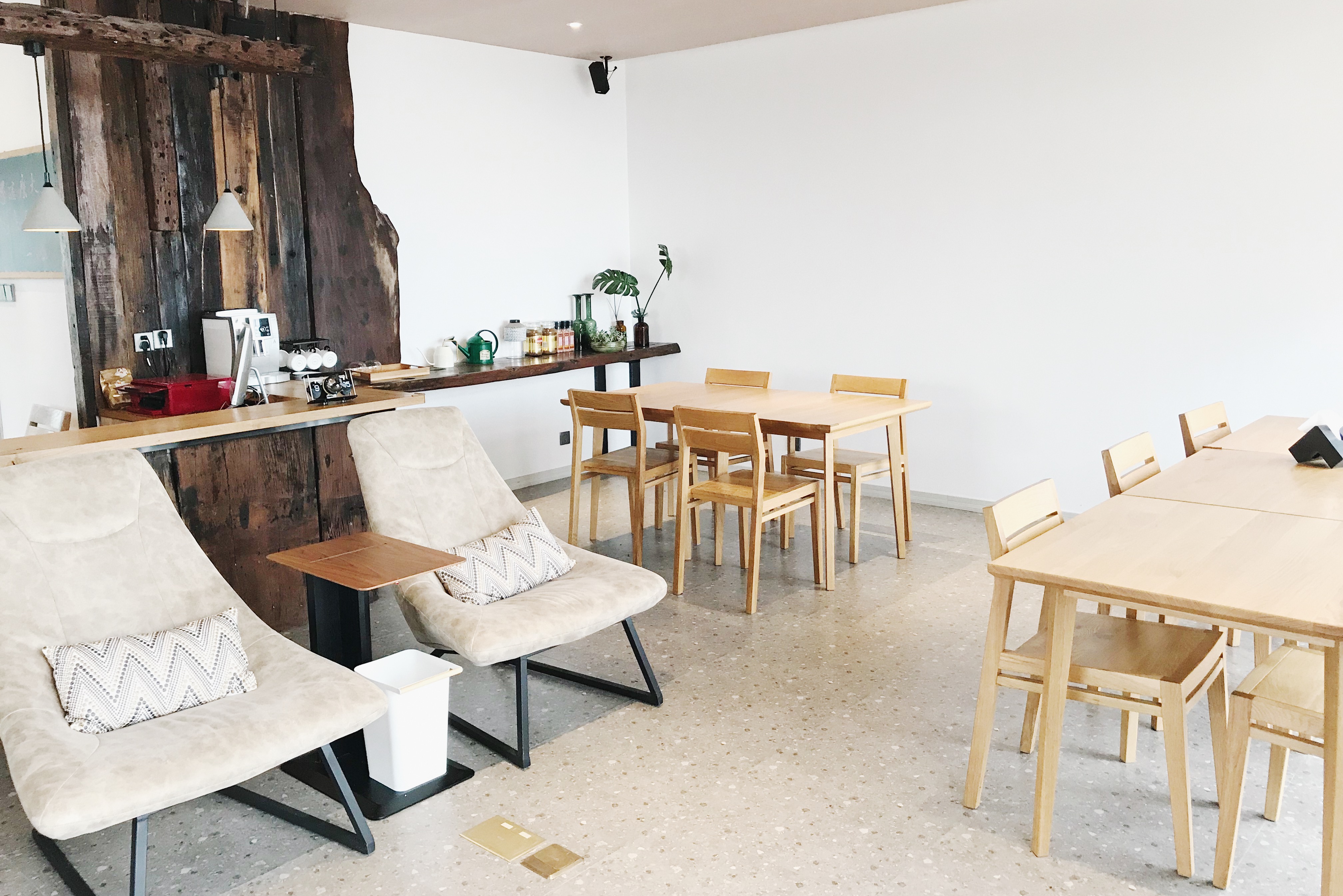 圣托里尼海岛旅游攻略,圣托里尼的绝美海岛