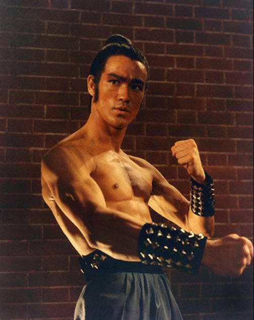 李小龙打擂台遇到最大困难,李小龙擂台实战