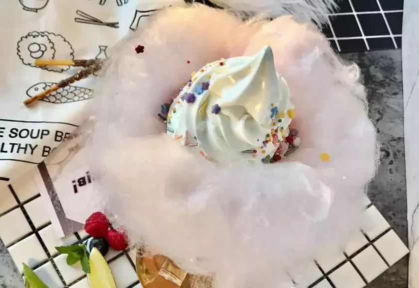 等一个人陪我旅游,等一个人陪我一起跨年