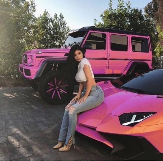 穿dior服装的都是有钱人吗,dior白富美