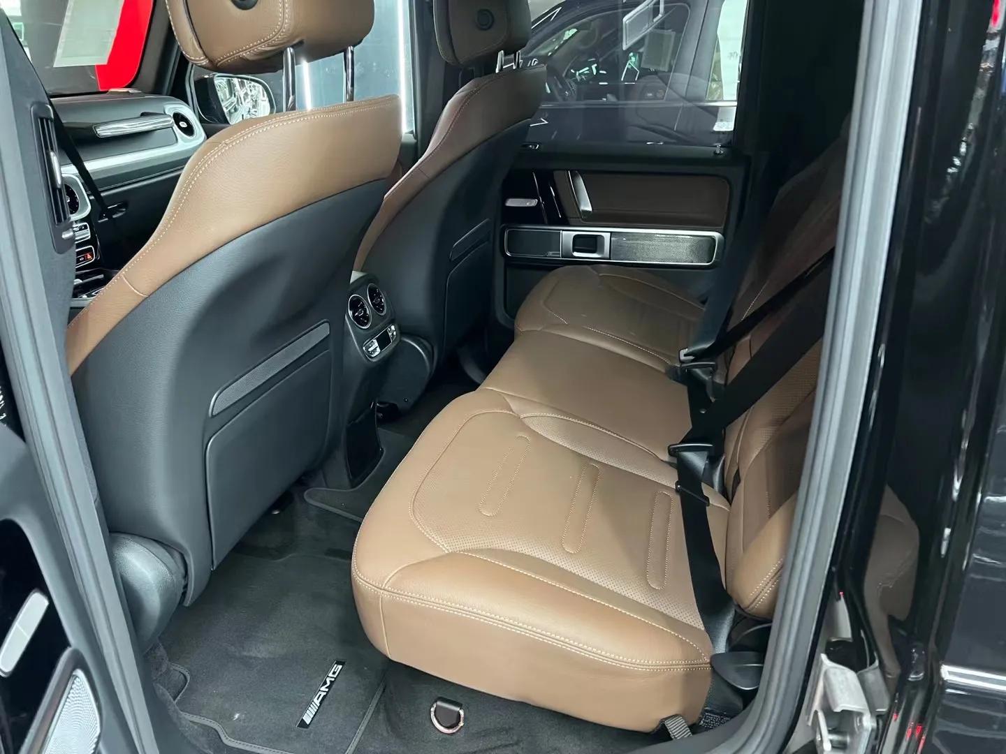 柴油奔驰g350军用版,柴油奔驰g350d好出手吗