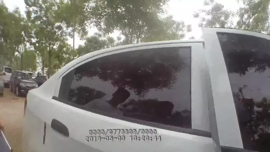 公交车上被盗刷信用卡,信用卡放车上被盗刷