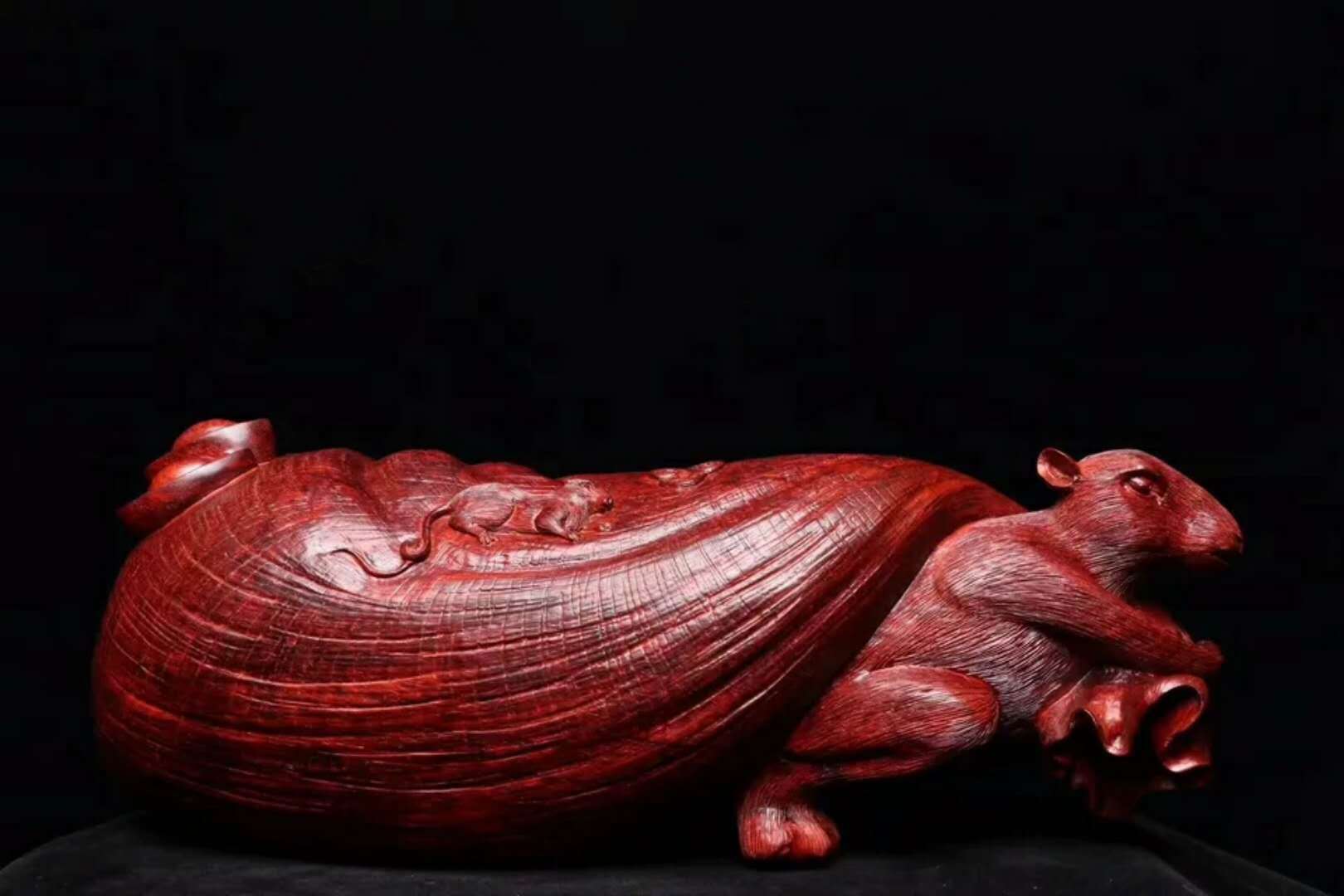 哪些木雕把件值得把玩,最简单的木雕小件